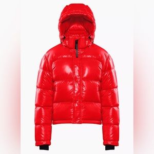 Aritzia Super World Super Puff Shorty Limited Edition - Catalina Red